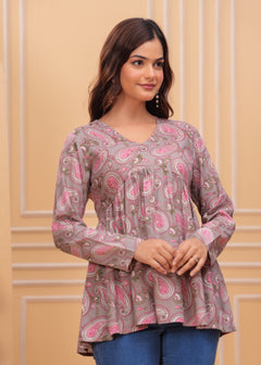 Mahira Kurti
