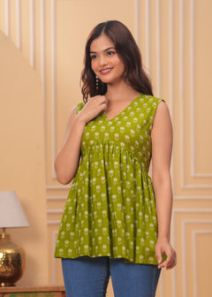 Meadow Grace Sleeveless Kurti