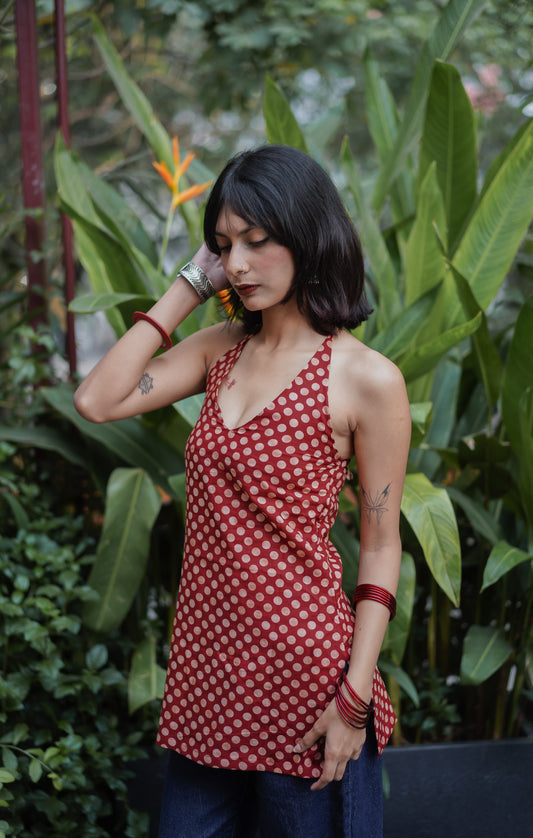 Bindi Kurti