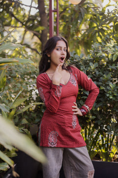 Sindoori Kurti